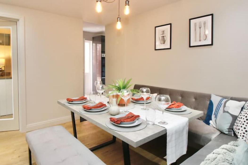 Xxhot Tubxx 4Bed Semi, Sleeps 8, 2 Bathrooms Blackpool Exterior photo
