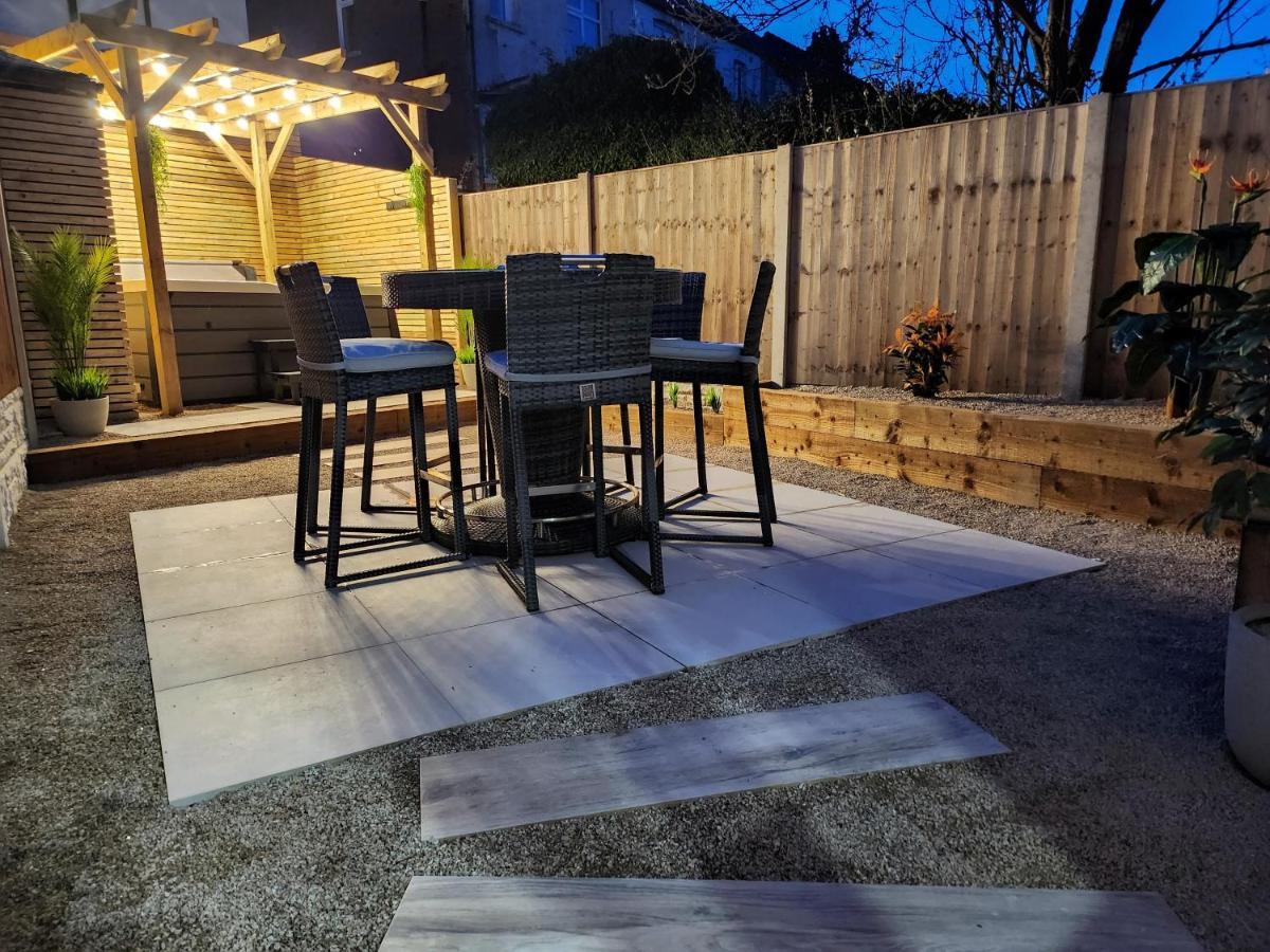 Xxhot Tubxx 4Bed Semi, Sleeps 8, 2 Bathrooms Blackpool Exterior photo